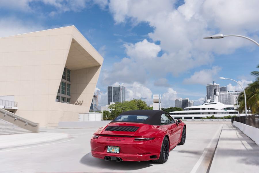  Porsche 911 Carrera GTS Cabriolet (991) 2017 года  (NA) (фото 20 из 30)